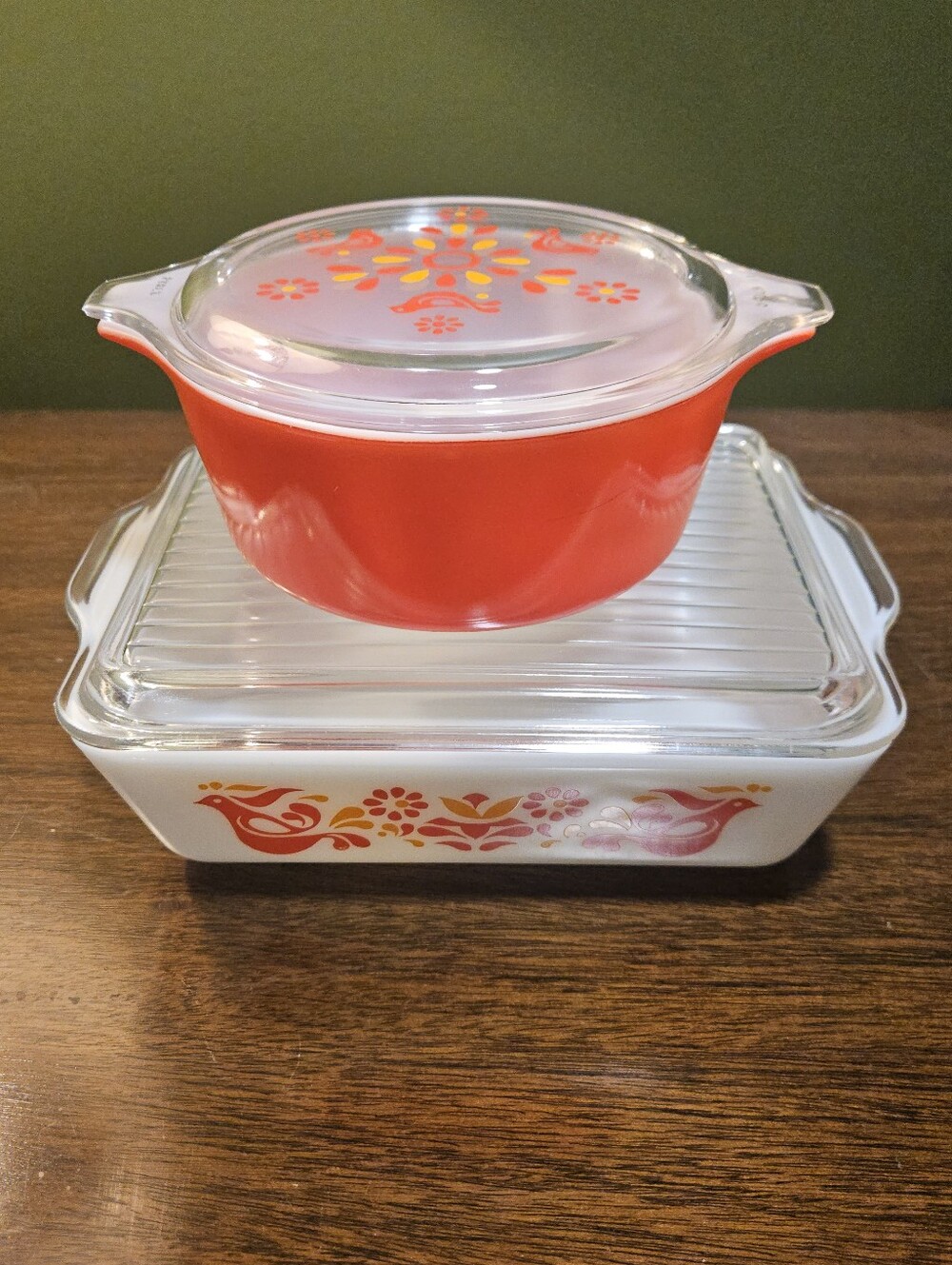 Pyrex Fridgie And Casserole Dish